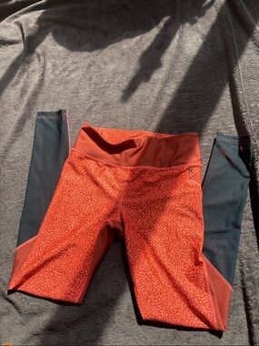 Hurley Red and Black Athletic Leggings